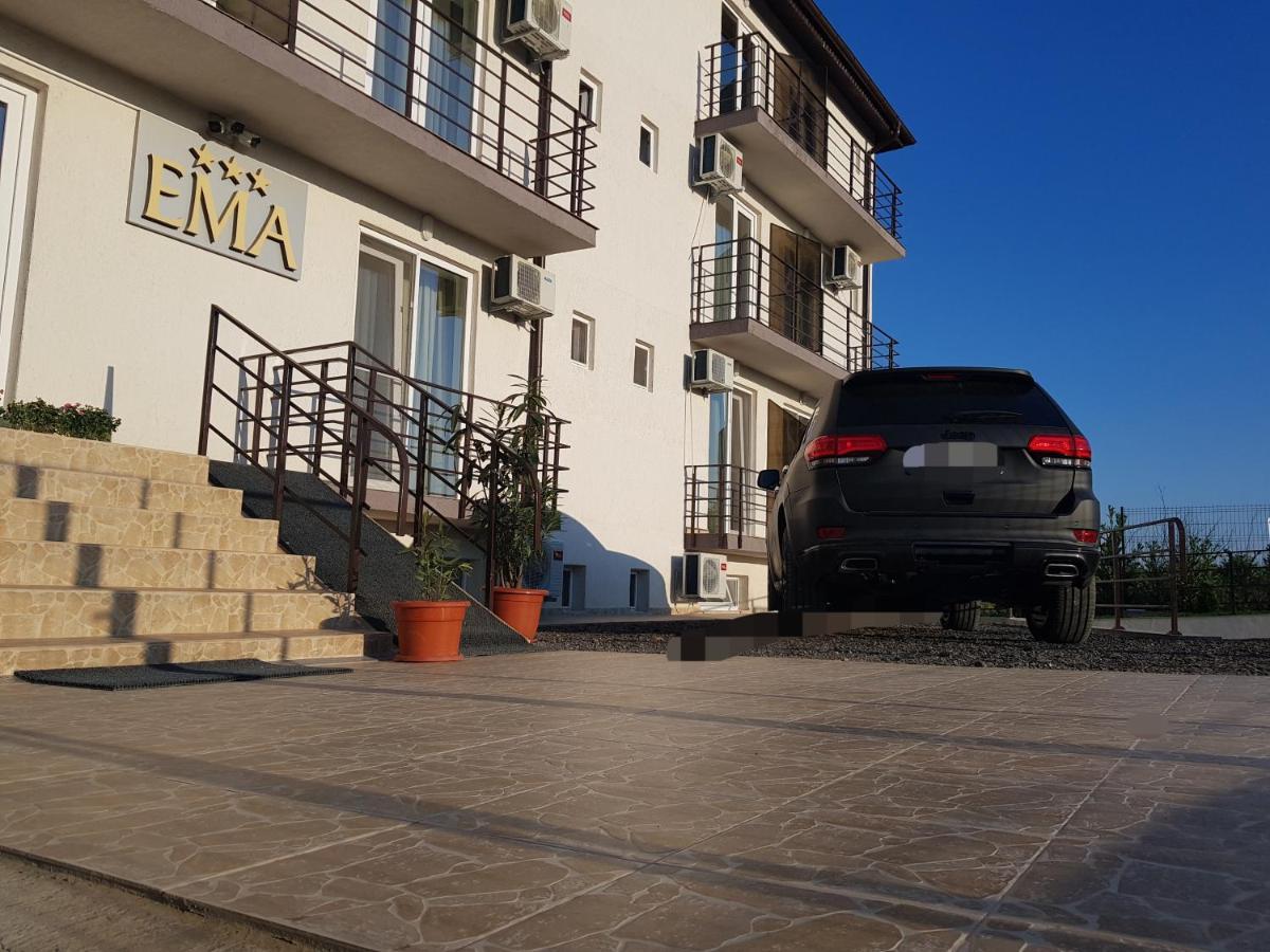Ema Hotell Vama Veche Eksteriør bilde